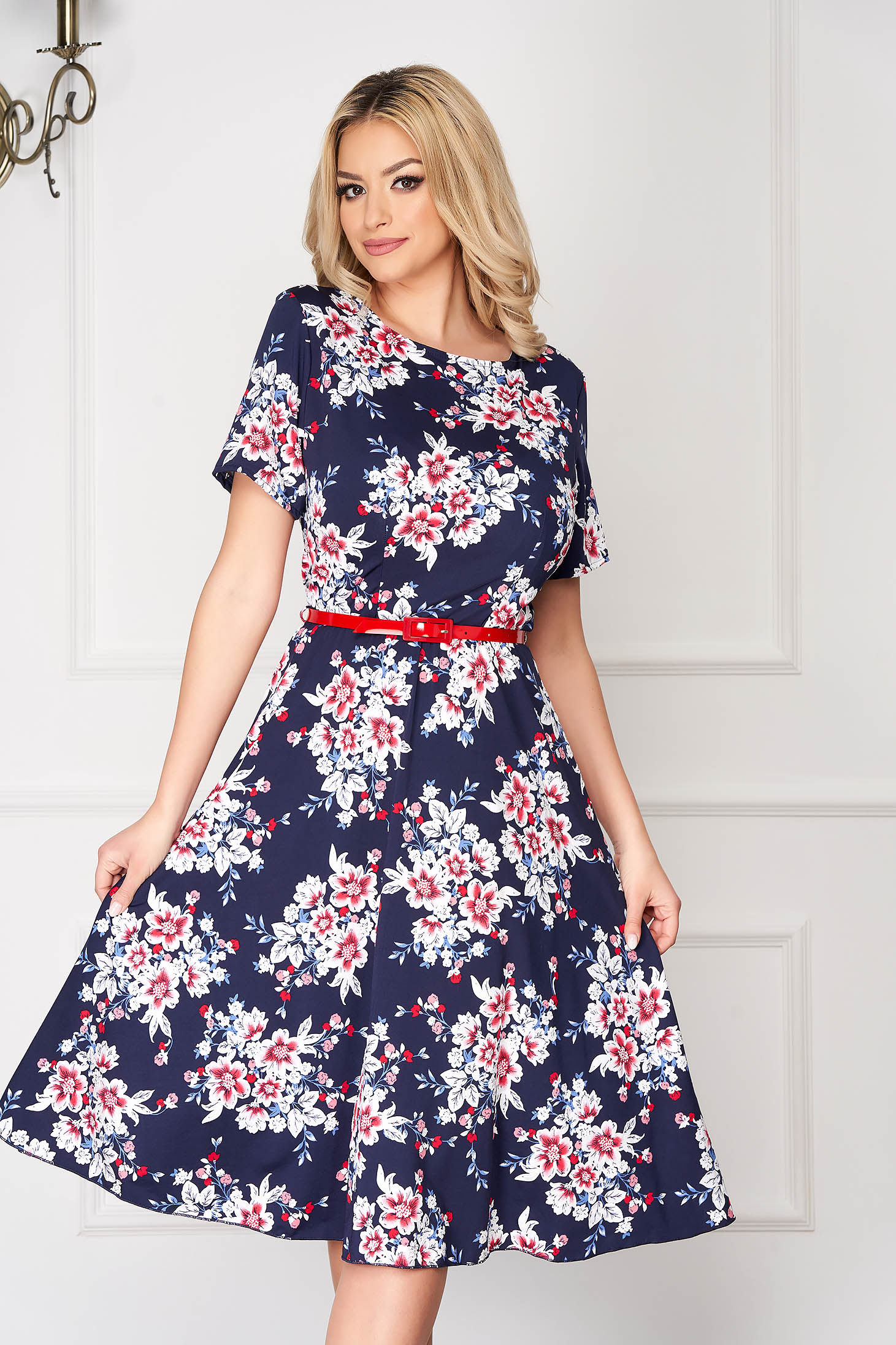 Rochie StarShinerS albastru-inchis office midi in clos cu maneci scurte si accesoriu tip curea