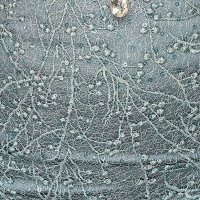 Türkizzöld rövid alkalmi ruha muszlinból csipkés anyagból v-dekoltázzsal