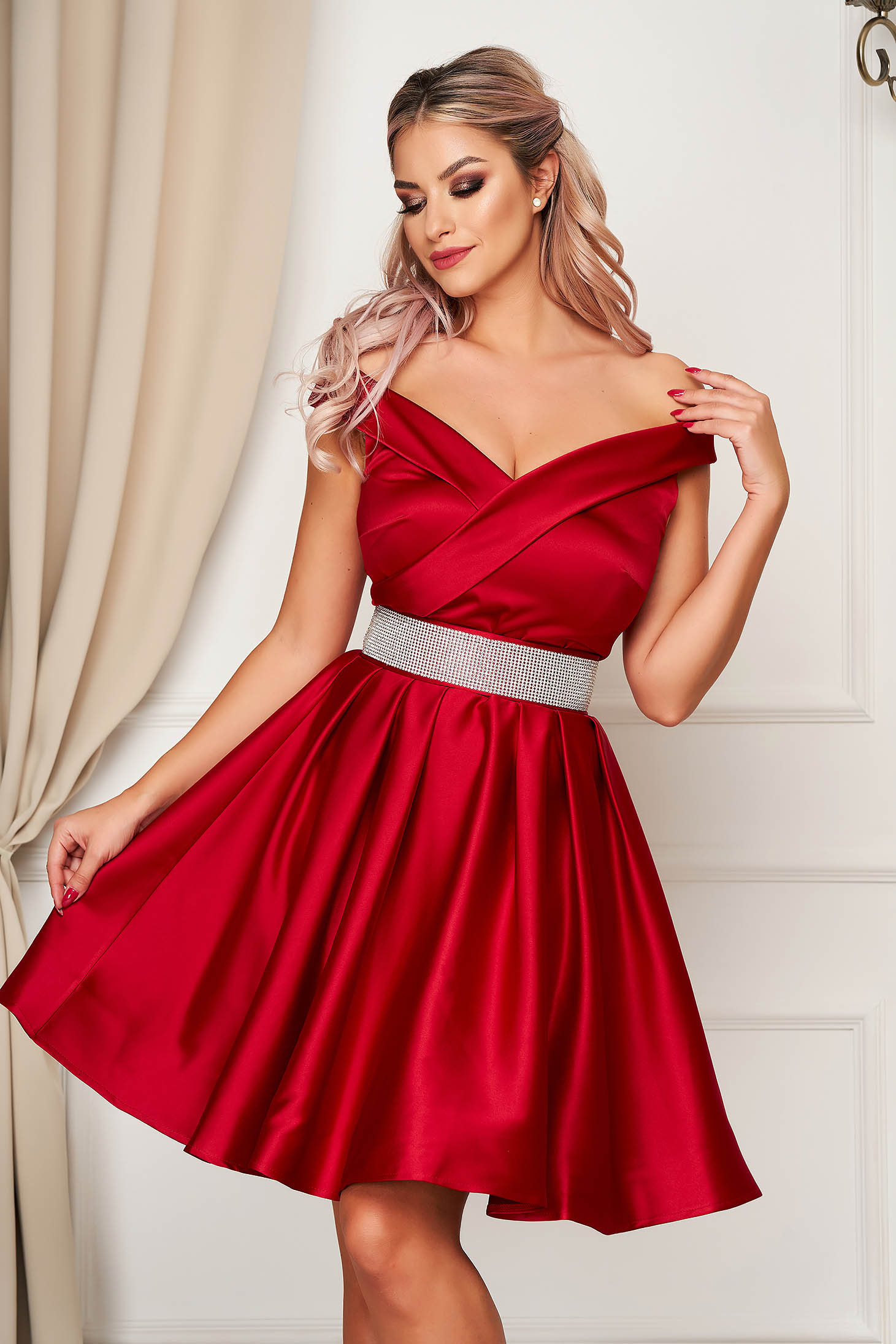 red dress shoulder off
