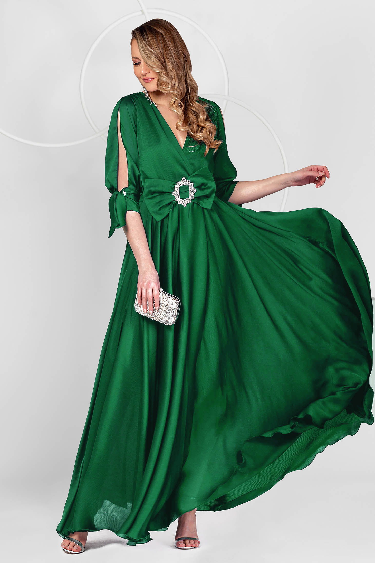 Rochie PrettyGirl verde-inchis lunga de ocazie din voal in clos cu elastic in talie cu maneci decupate