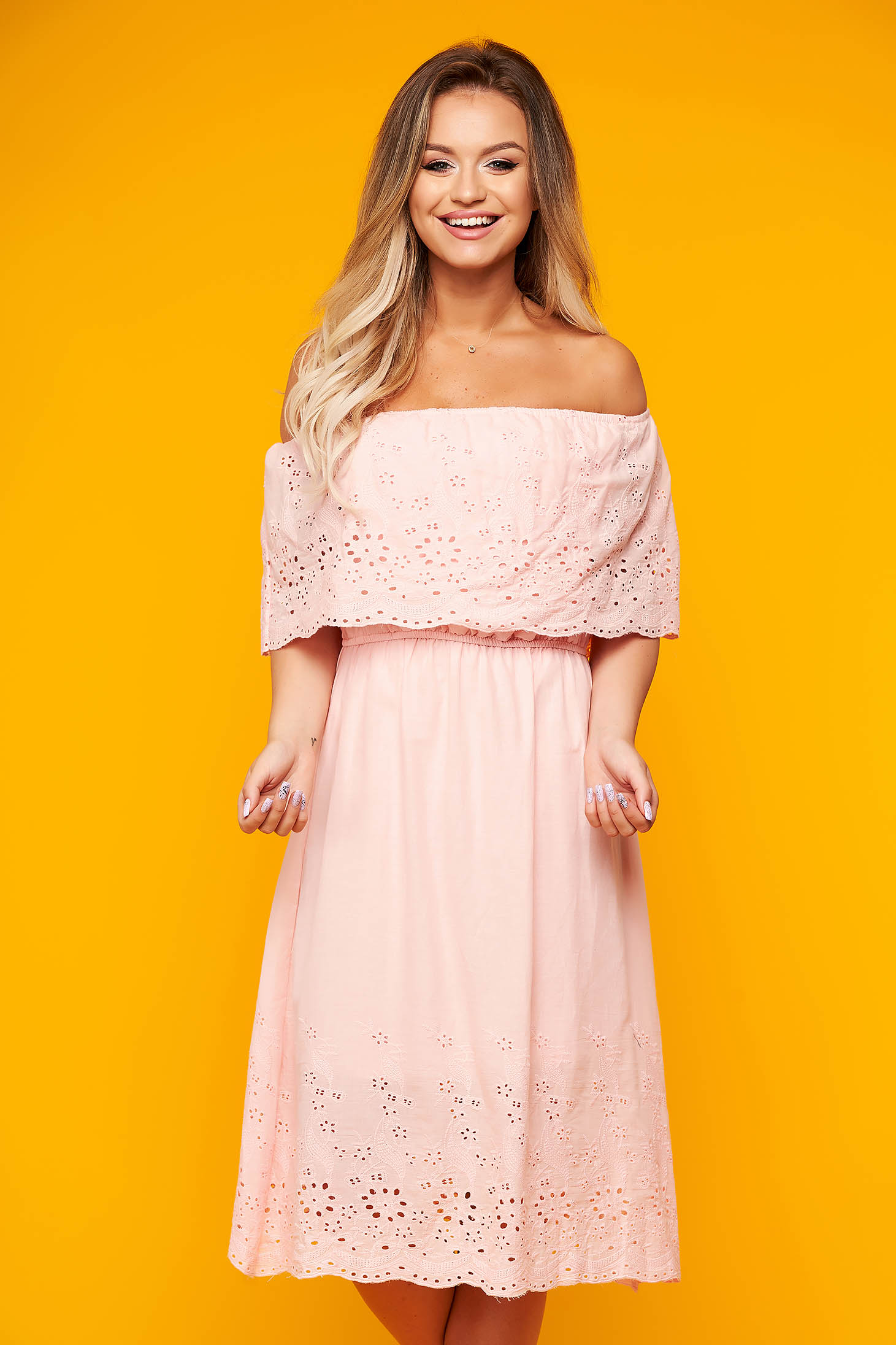 Rochie SunShine roz de zi din bumbac neelastic cu umeri goi