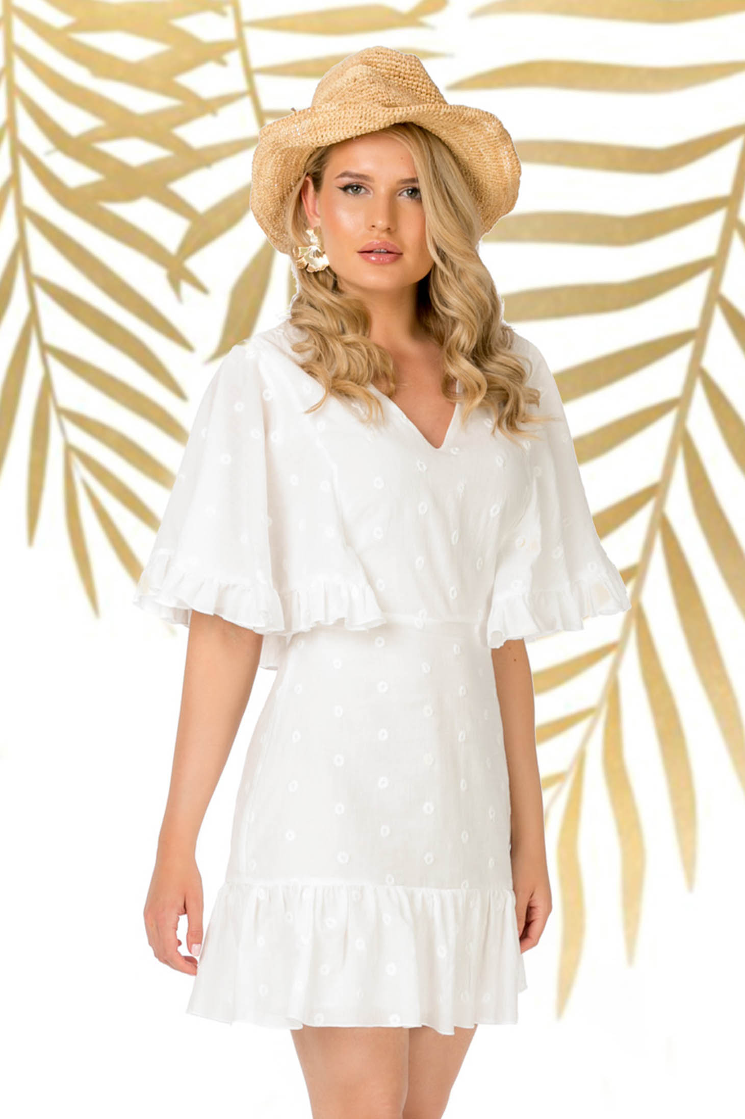 Rochie PrettyGirl alba de zi scurta cu croi in a cu maneci tip fluture cu volanase la baza rochiei din bumbac