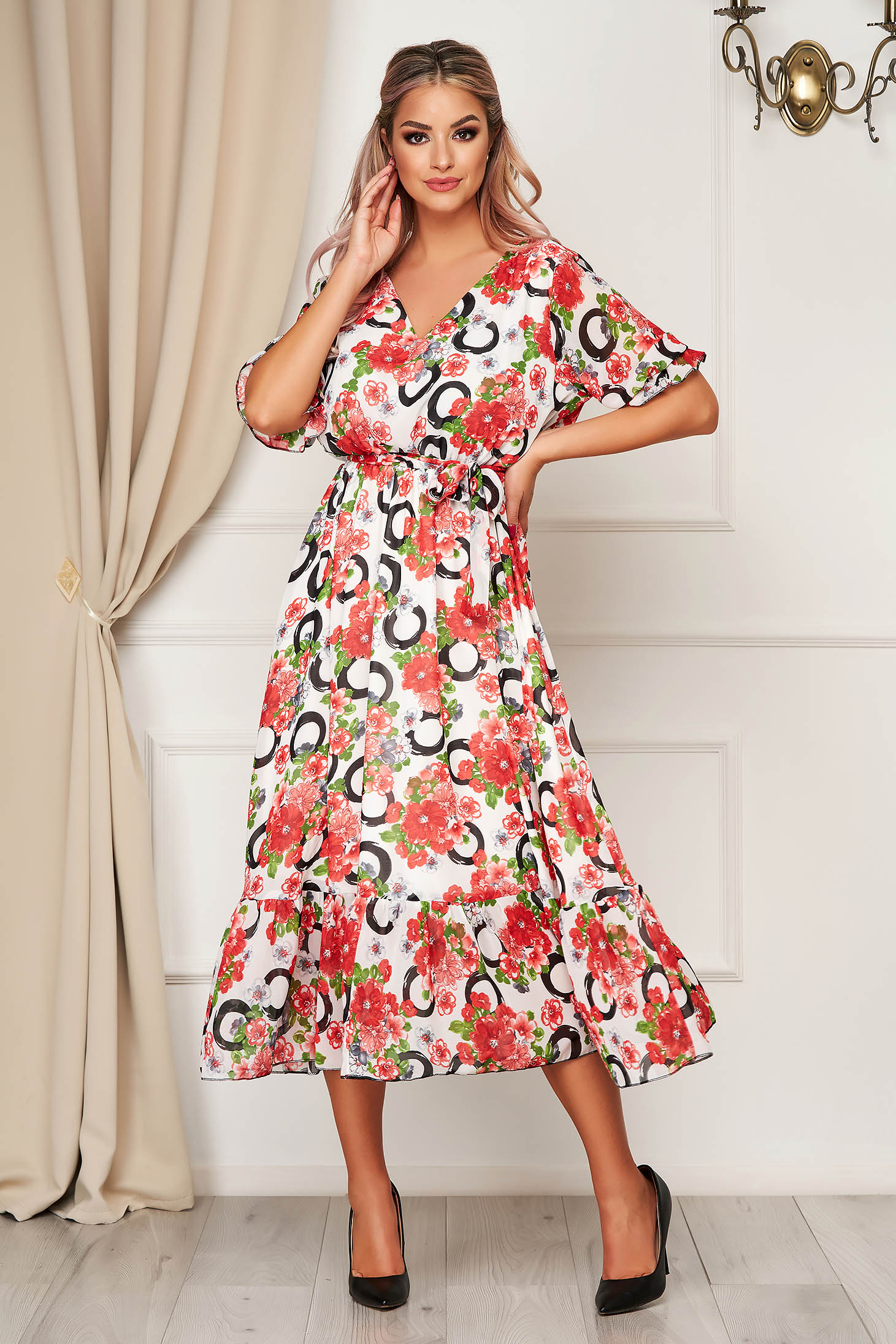 Rochie cu imprimeu floral de zi din voal clos cu elastic in talie cu volanase la baza rochiei