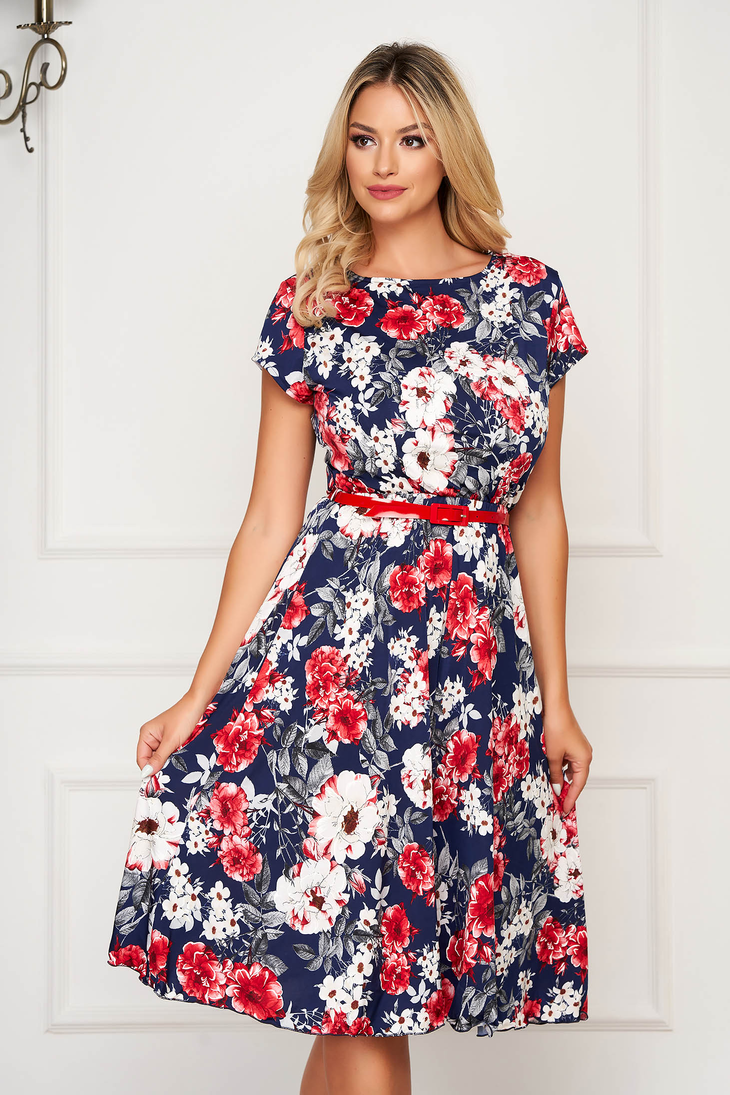 Rochie StarShinerS albastru-inchis eleganta cu maneci scurte cu accesoriu tip curea