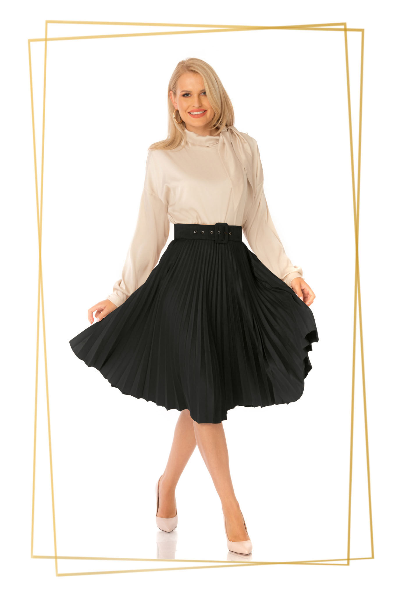 Fusta PrettyGirl neagra eleganta plisata in clos cu talie inalta cu accesoriu tip curea