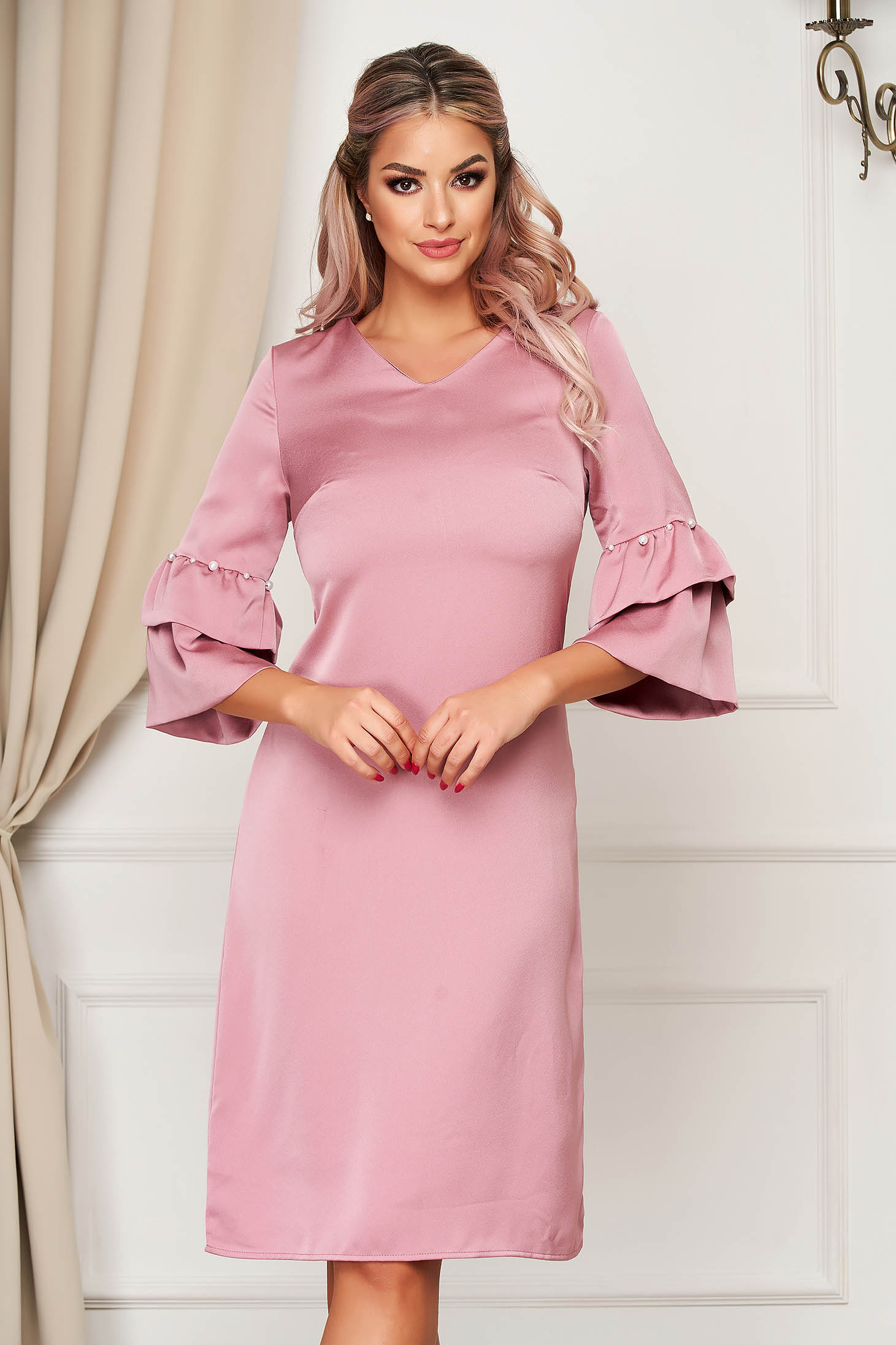 Rochie SunShine roz deschis eleganta cu croi in a cu maneci clopot cu aplicatii cu perle