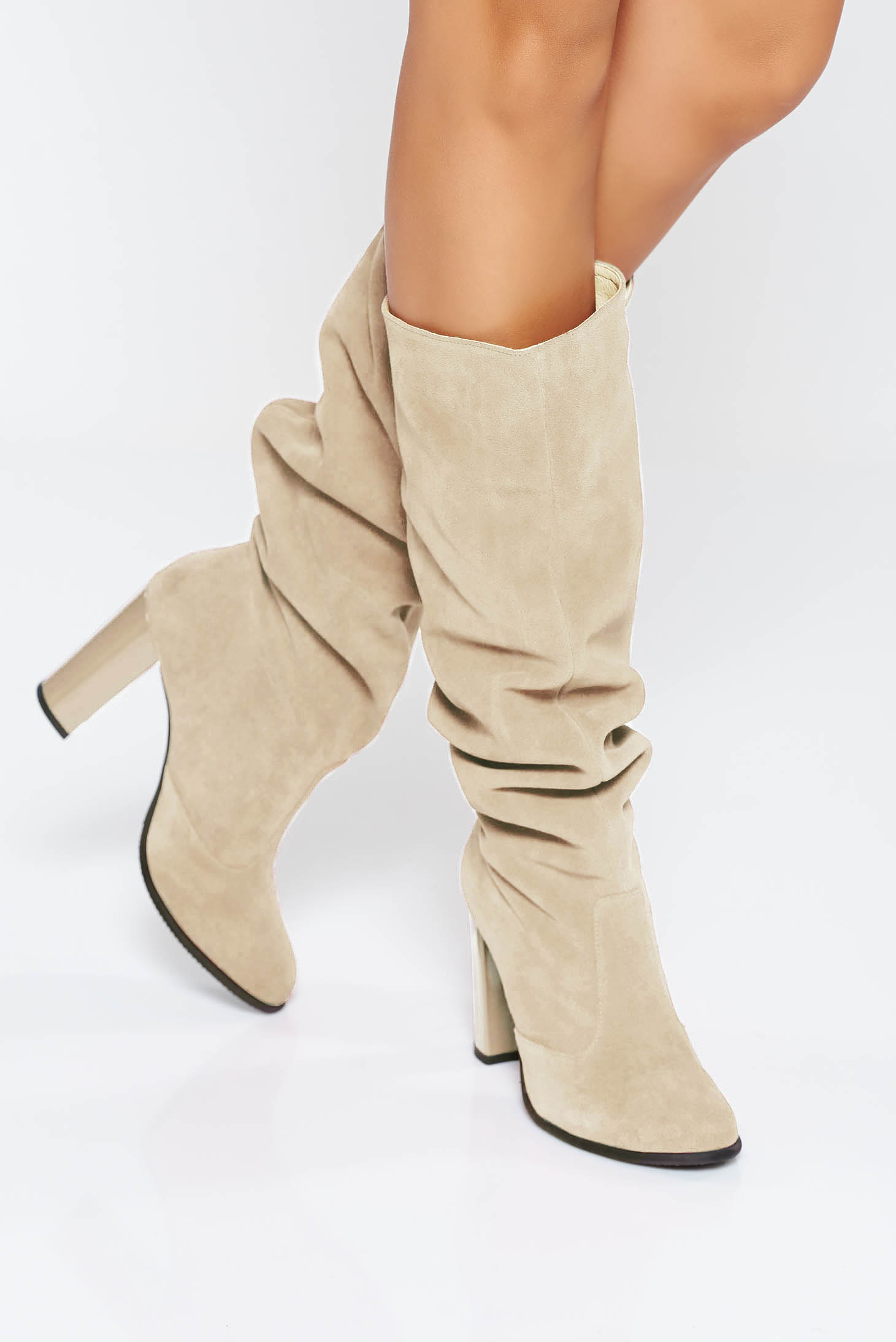 Cream casual boots chunky heel natural leather