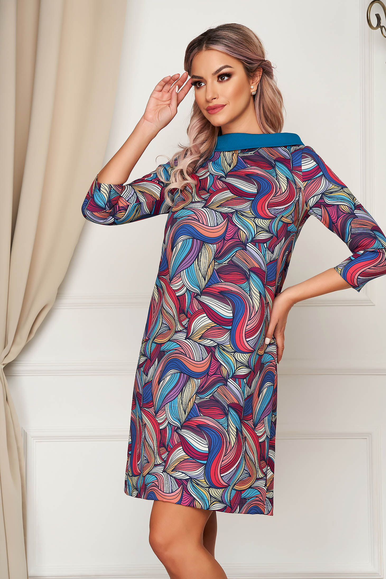 Rochie StarShinerS scurta de zi din stofa neelastica cu guler