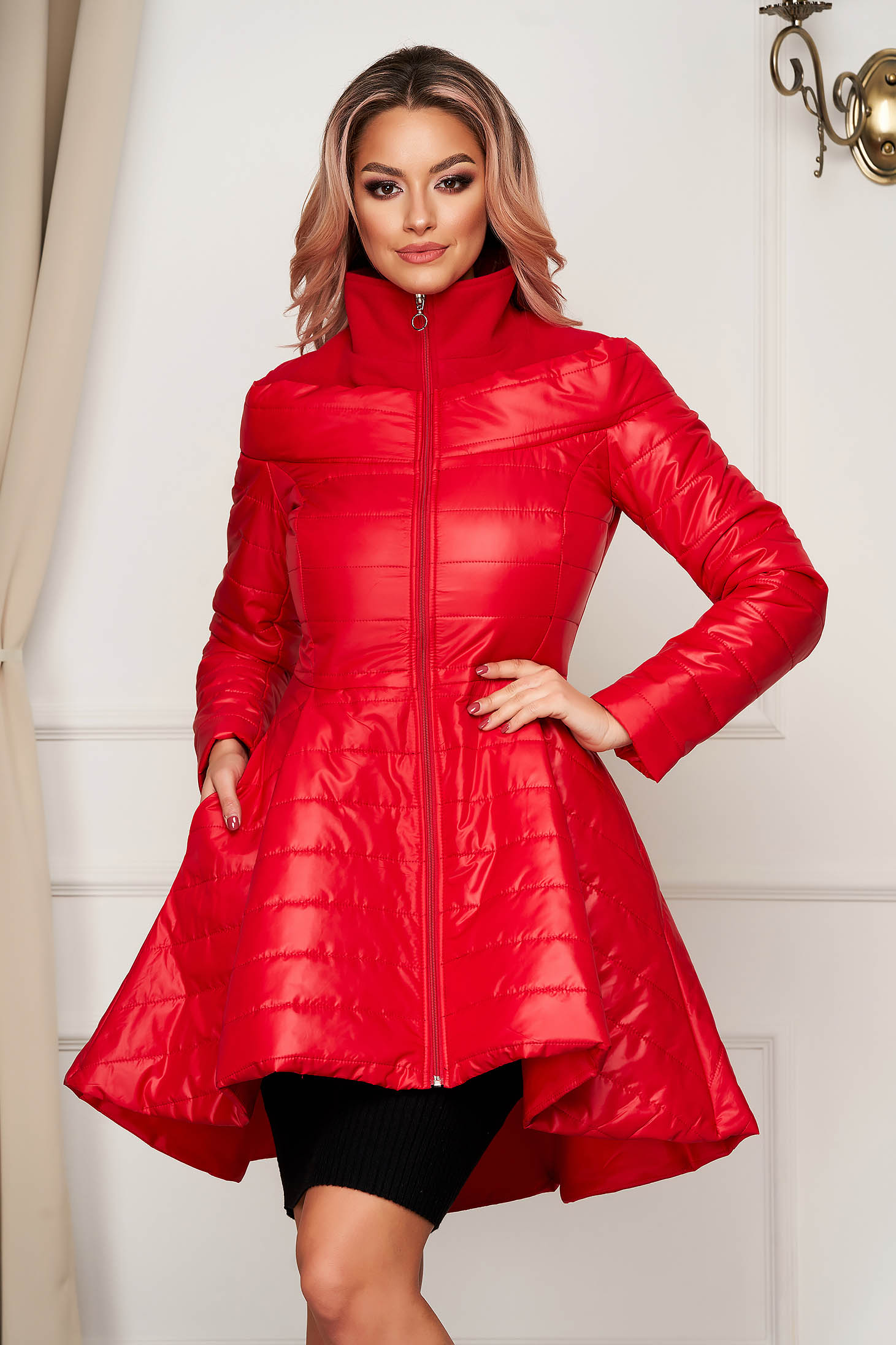 Geaca Artista rosie casual asimetrica din fas captusita pe interior