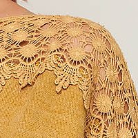 Pulover SunShine mustariu casual lunga din material tricotat cu croi larg si insertii de broderie