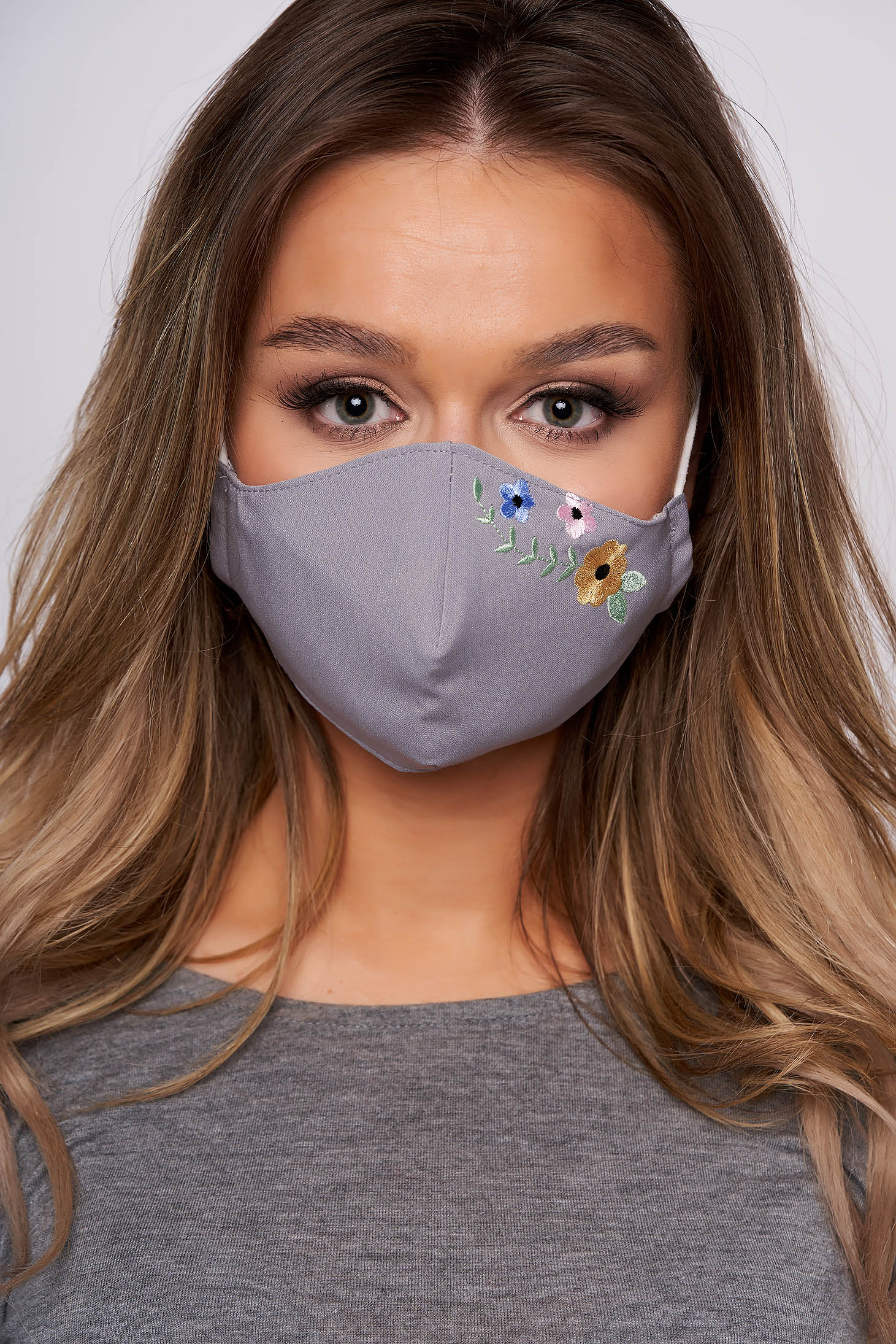 StarShinerS grey face masks