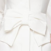 Ivory overcoat with bow accessories cotton