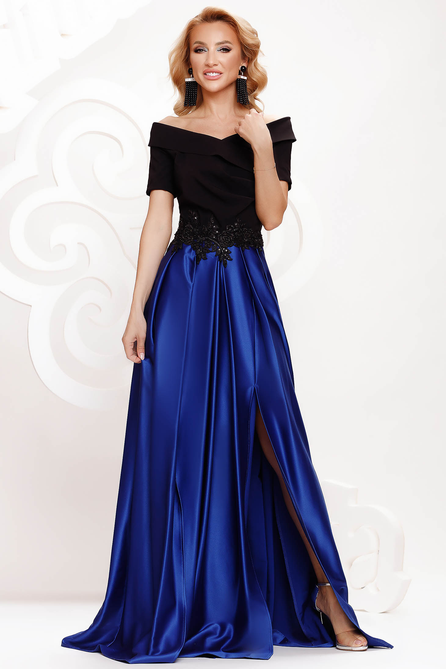 Blue dress from satin cloche occasional slit on the shoulders with embellished accessories
