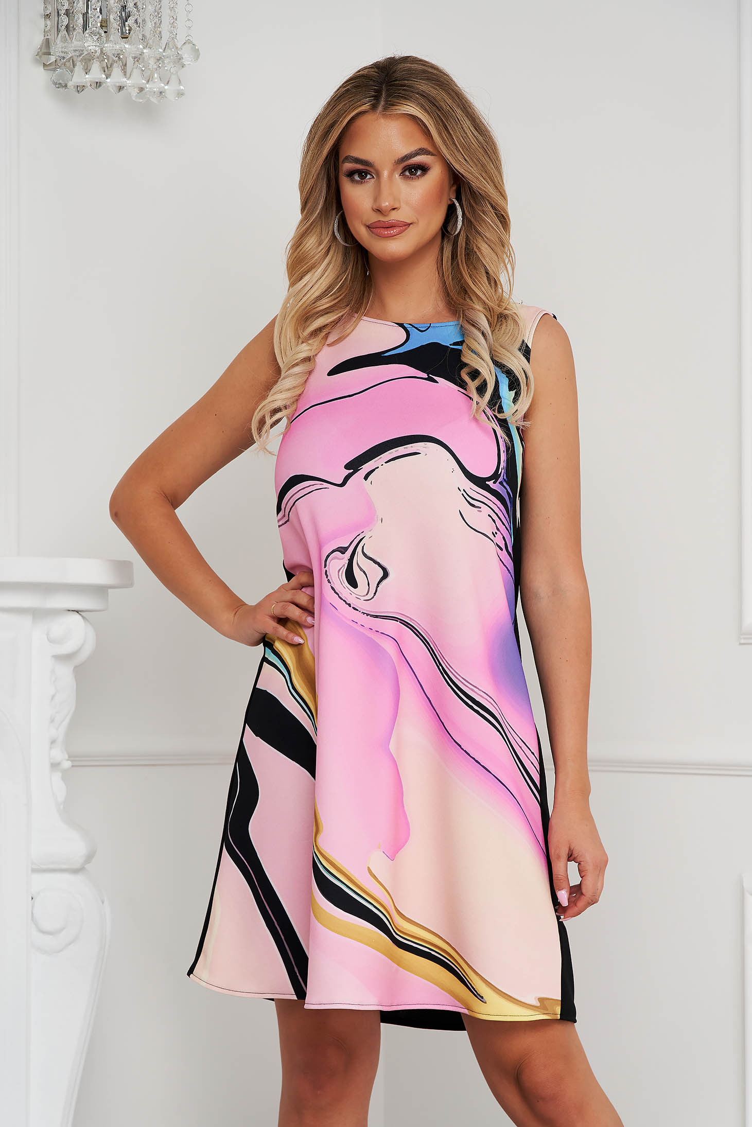 - StarShinerS dress crepe with easy cut with graphic details