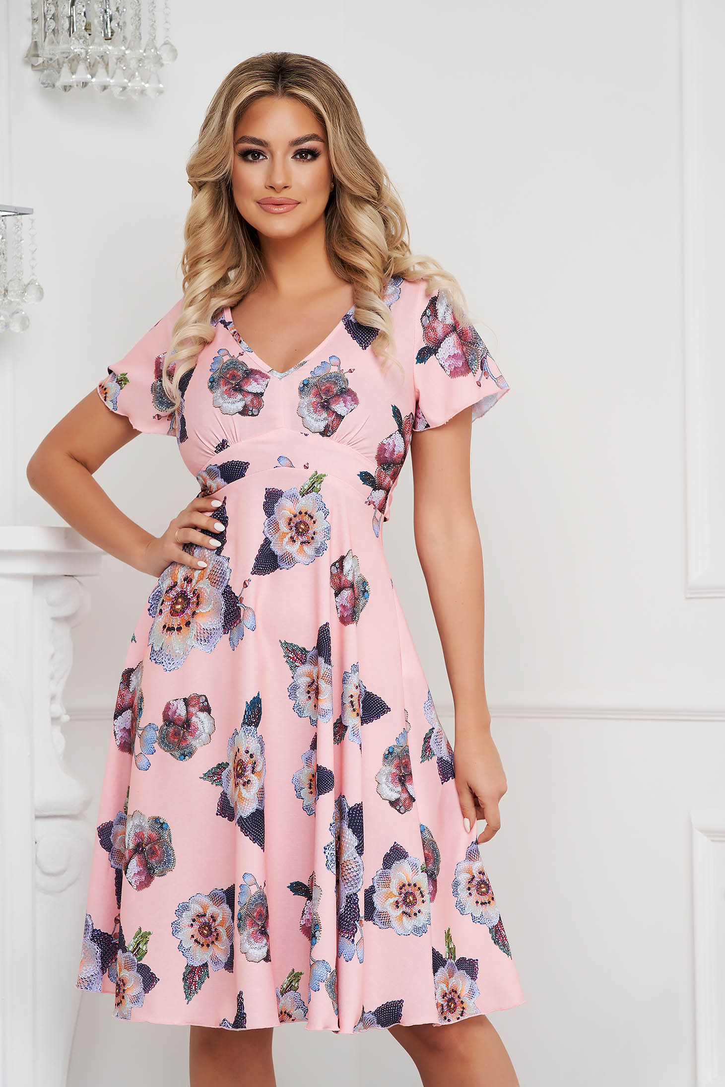 Dress midi cloche thin fabric with v-neckline