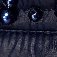 Sötétkék egyenes szabású vízlepergető dzseki vékony anyagból, gyöngy díszítéssel