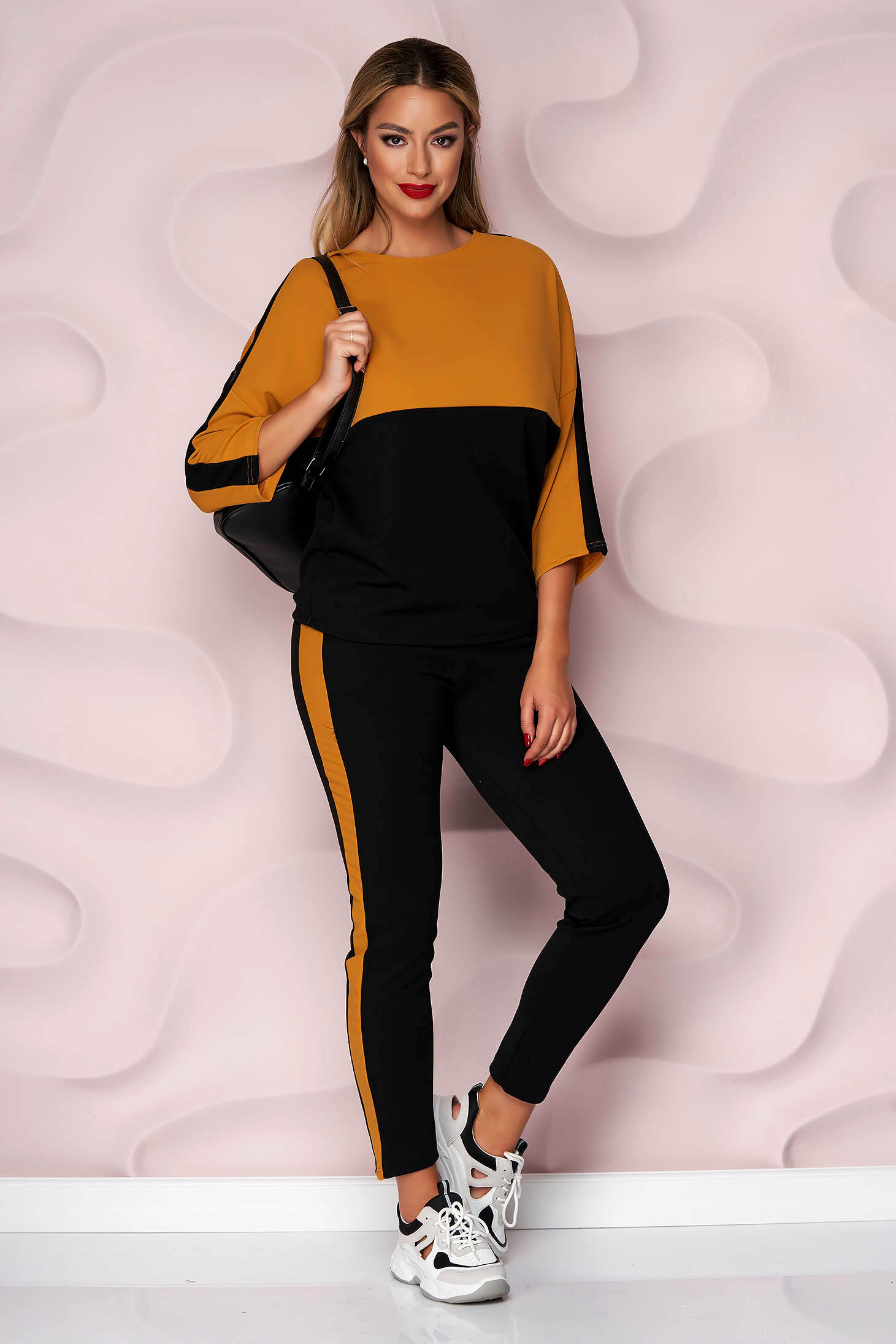 Mustard sport 2 pieces loose fit medium waist with pockets