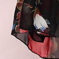 Fodros harang muszlin ruha háromnegyedes ujjakkal és v-dekoltázzsal