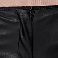 Pantaloni SunShine negri cu un croi mulat si talie normala din piele ecologica subtire si fermoar la terminatie