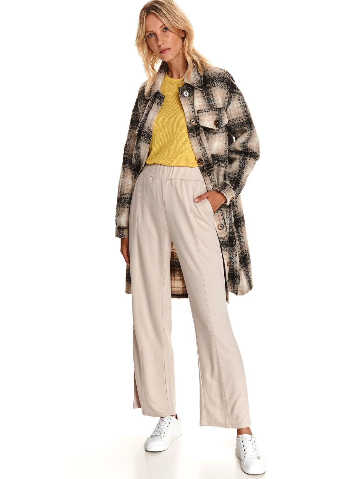 Cream trousers high waisted loose fit lateral pockets from elastic fabric