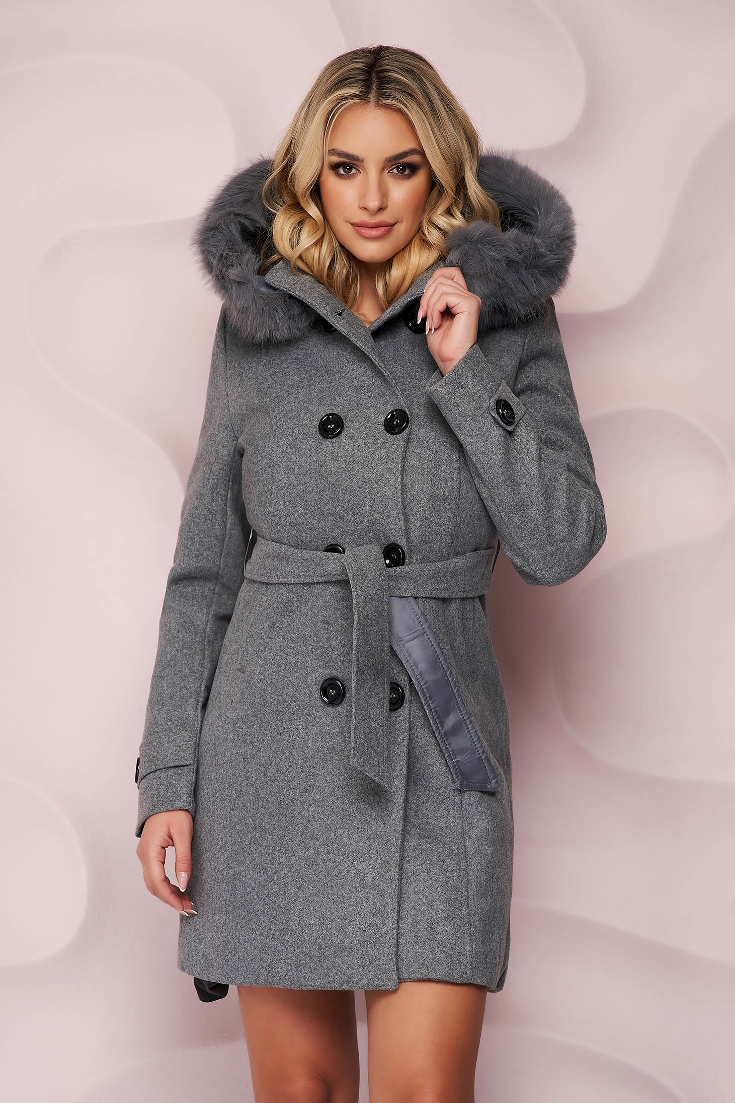 Grey coat elegant arched cut with detachable faux fur insertions from wool