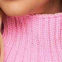 Pink bő szabású magas nyakú pulóver kötött vastag anyagból