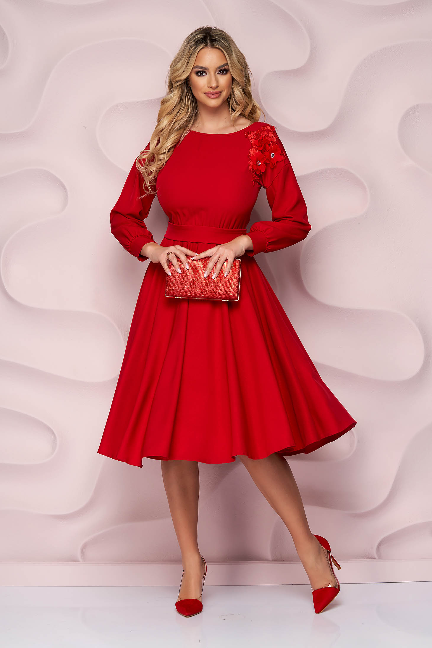 Dress StarShinerS red occasional cloche with elastic waist with floral details