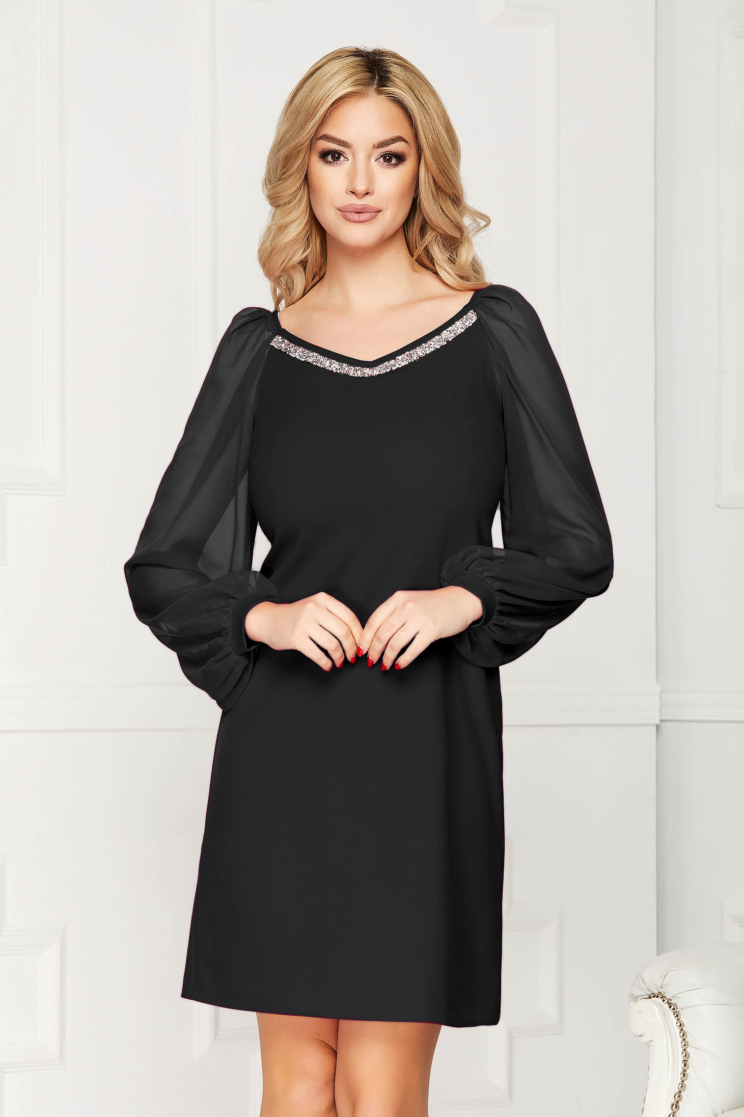 StarShinerS black dress occasional short cut straight with veil sleeves with embellished accessories