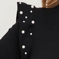 Rochie din tricot neagra scurta tip creion cu aplicatii cu perle si volanase - SunShine