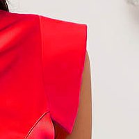Elegáns ruha StarShinerS piros midi harang szaténból övvel ellátva