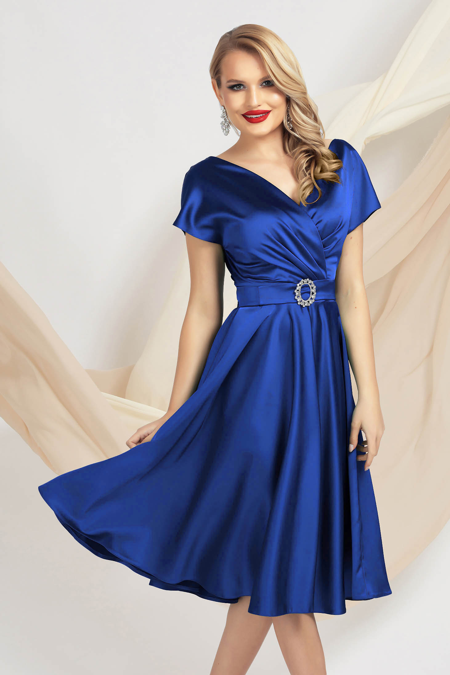 Kék harang ruha midi elegáns szaténból 1 - StarShinerS.hu